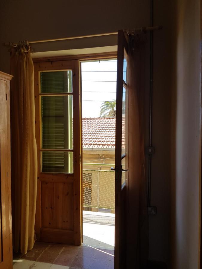 Ines Guest House Никозия Екстериор снимка